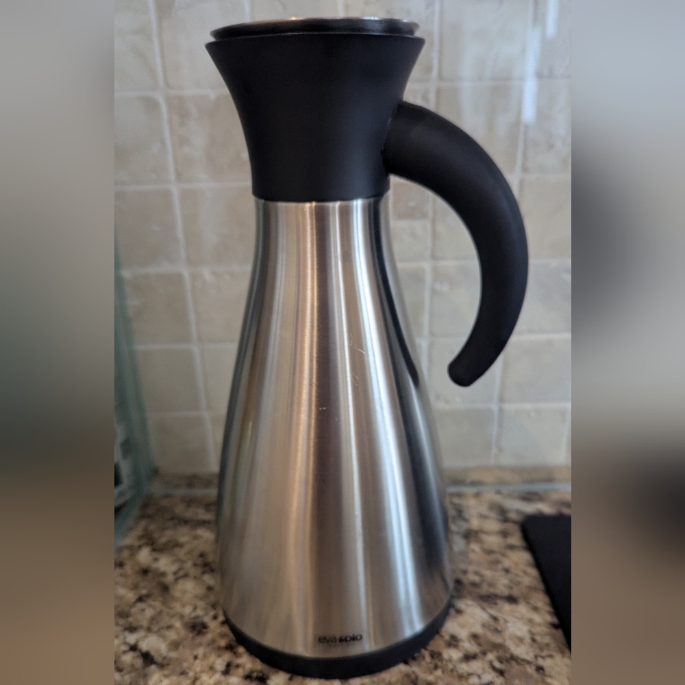 Eva Solo stainless steel vacuum jug 1.1L